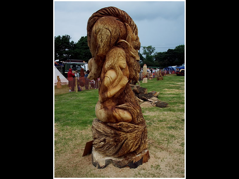 picture of Beauty and the Beast carving