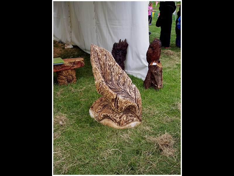 picture of chair carving