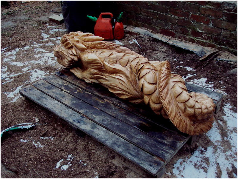 picture of dragon fish carving