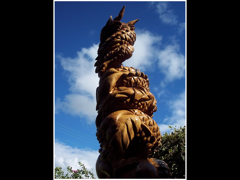 picture of korean dragon carving