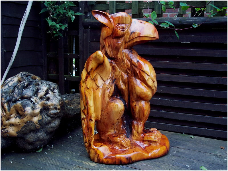 picture of griffin carving
