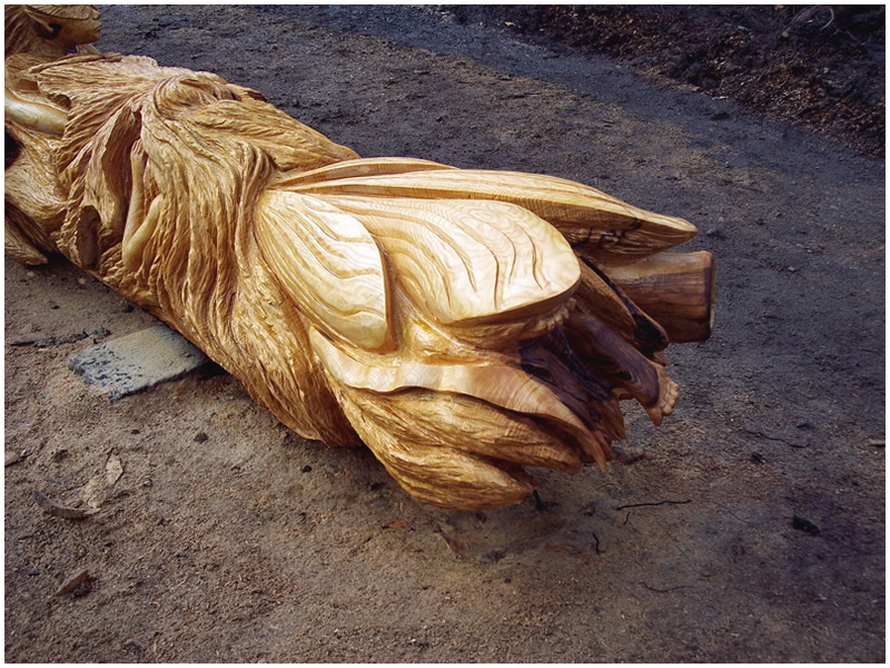 picture of meliai bench carving