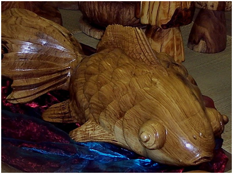 picture of netsuke fish  carving