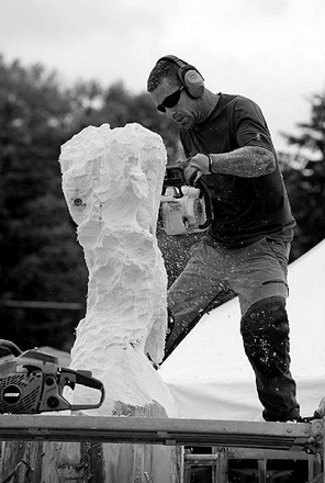 chainsaw carving