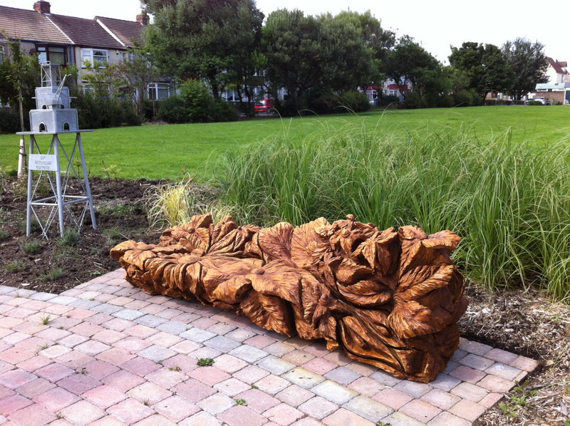 Chainsaw Carving Flowers