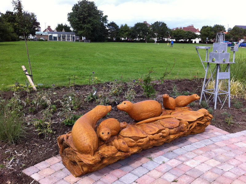 Chainsaw carving