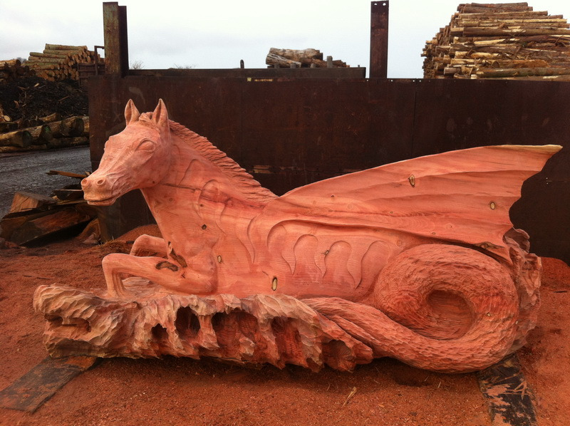 Chainsaw carving