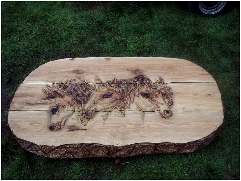 picture of unicorn table carving