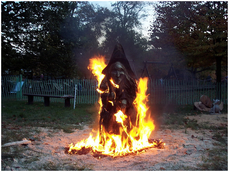 picture of witch carving